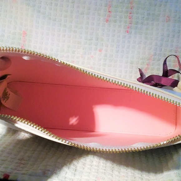 Obsession 2 Crossbody **HP** - Picture 3 of 8